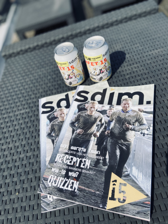 SDIM 15 jaar magazine en Uiltje bier